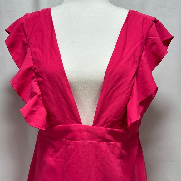 superdown Dresses & Skirts - Superdown Pink Ruffle Sleeve Deep V-Neck Open Back Mini Dress Size L NEW